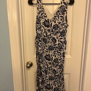 Floral blue and White Dress #maternity